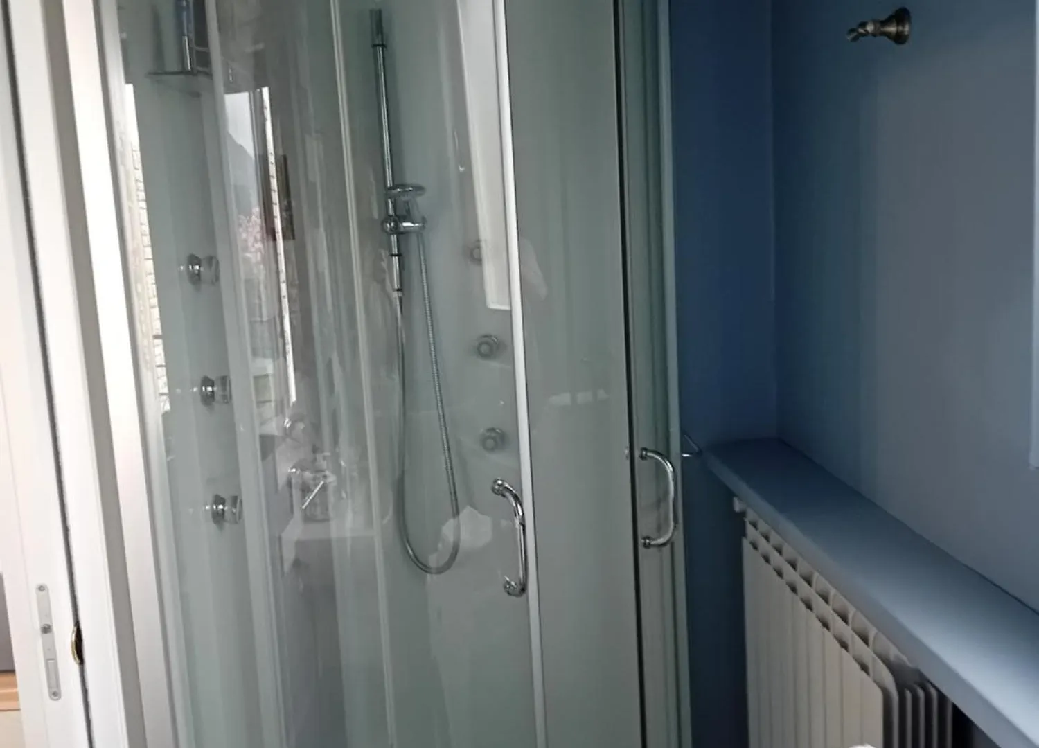 B&B La Fenice Sul Lago Villongo SantʼAlessandro イタリア